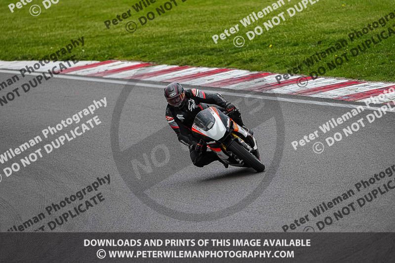 donington no limits trackday;donington park photographs;donington trackday photographs;estoril;event digital images;motorbikes;no limits;no limits trackdays;peter wileman photography;portugal;trackday;trackday digital images;trackday photos